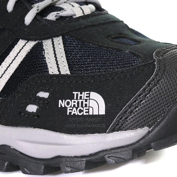 کفش اسپرت اورجینال THE NORTH FACE (مخصوص کوهنوردی و پیاده روی)