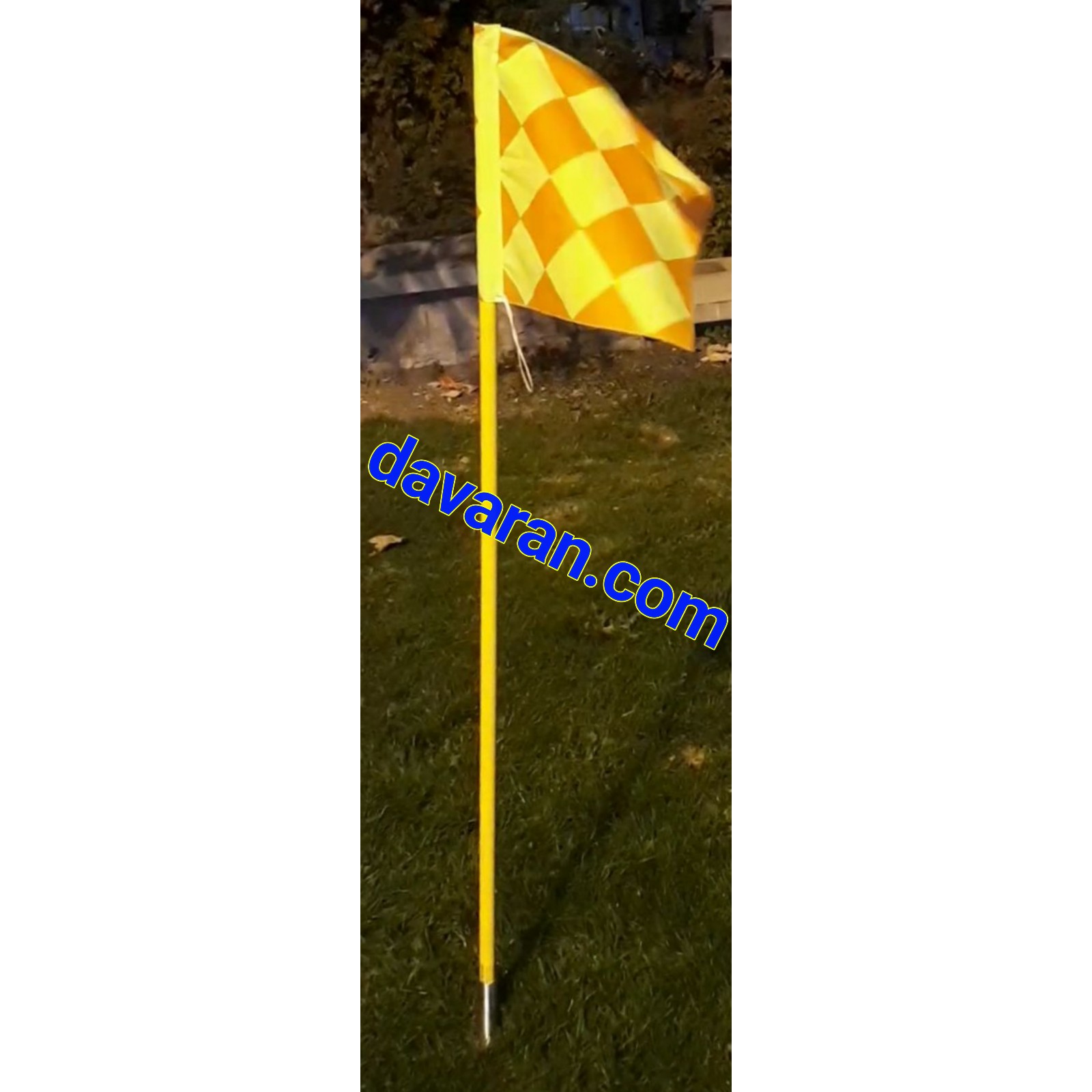 پرچم کرنر فنری زمین فوتبال