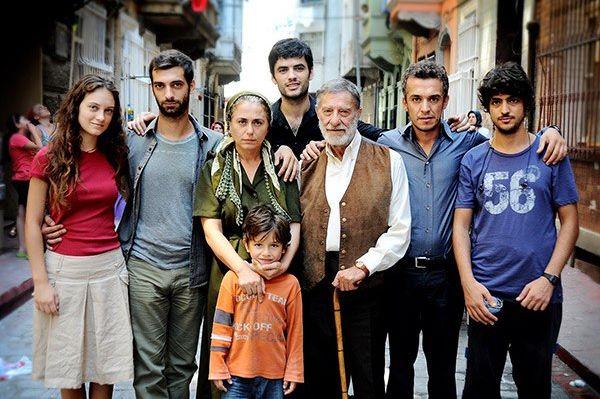 سفارش پستی سریال ترکی زیر پوست شهر در تهران و شهرستان ها با کیفیت عالی